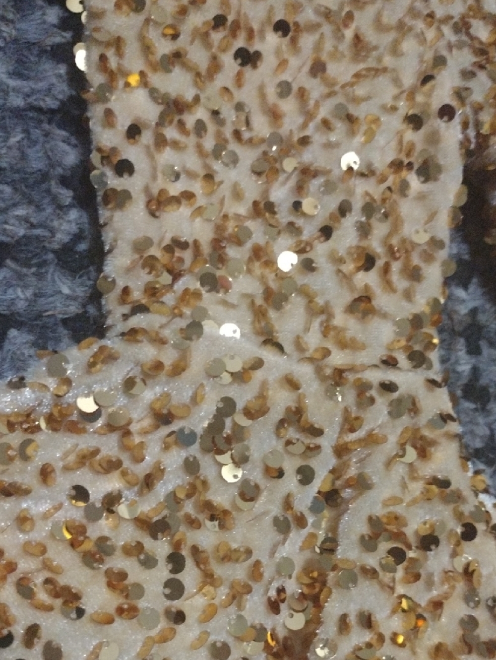 Black Velvet Off-Shoulder Top with Gold Fur Sequin Bell Pants - Kids - Picture 4 of 10